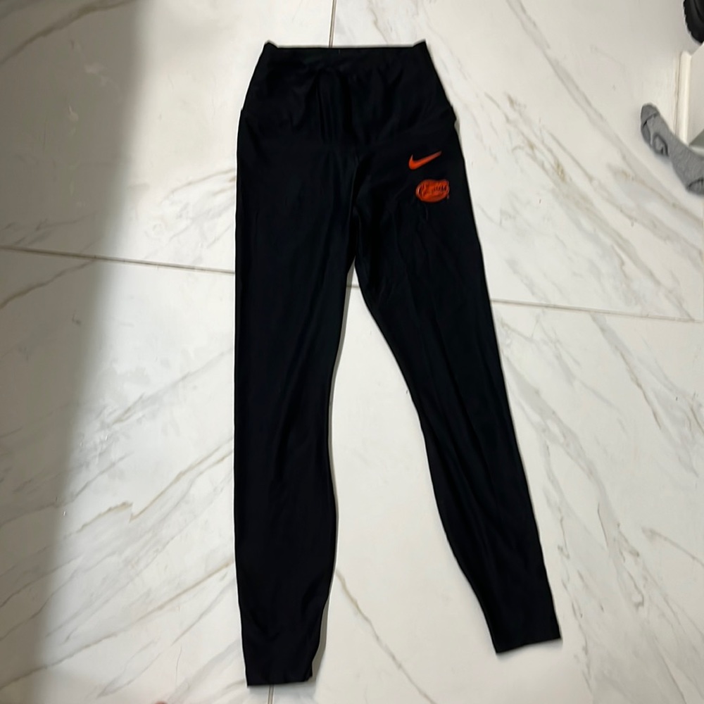 Nike leggings gator style;)
